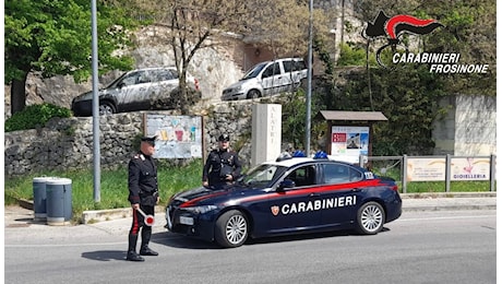 Spaccio, beccato con la droga: scatta la perquisizione a casa. Arrestato 38enne