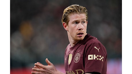 De Bruyne: c’è anche il Liverpool, ma potrebbe scegliere Napoli per un motivo