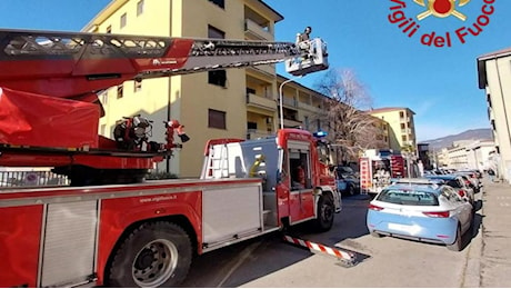 Nettuno, 26enne muore schiacciato dal cancello di casa: stava andando al lavoro