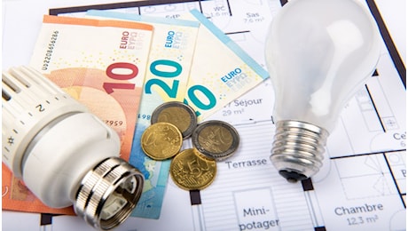 Prezzo gas schizza a 32 euro, perché si rischia l’aumento bollette elettriche