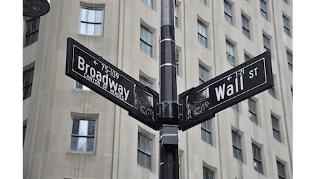 Wall Street apre piatta dopo il calo delle Big Tech: Dow Jones a +0,07%, S&P 500 cede lo 0,08%