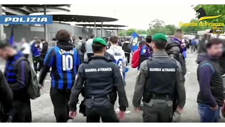 ‘Ndrangheta e Cosa nostra tra gli ultras, maxi blitz nelle tifoserie di Inter e Milan