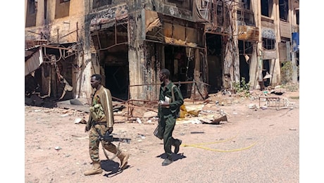 Perché il Sudan dopo due anni di guerra rischia di spaccarsi a metà