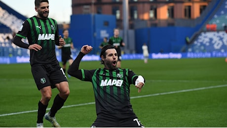 Sassuolo Salernitana 4-0, i neroverdi agganciano la vetta della classifica