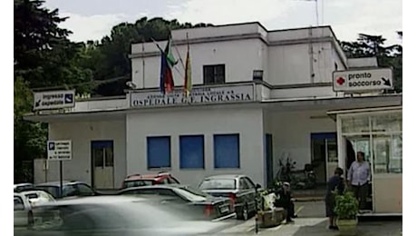 Palermo, donna muore in ospedale. La denuncia dei familiari: «Lasciata su una barella per otto giorni»