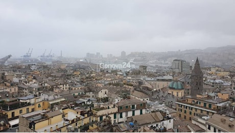 Allerta e scuole chiuse a Genova, polemica sulla decisione last minute del Comune