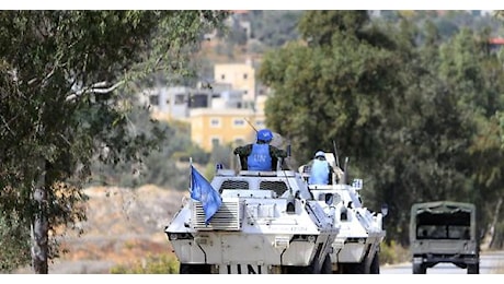 Israele colpisce tre basi Unifil, Crosetto a Gallant Inaccettabile