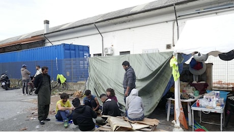 Chiesa in campo, la solidarietà non basta più