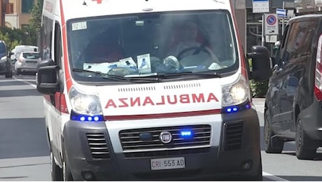 Livorno, precipita per 10 metri con l’auto: morto un uomo di 38 anni