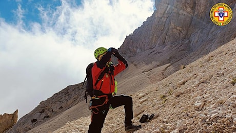 Gran Sasso, nessuna traccia dell’escursionista disperso: le forze in campo