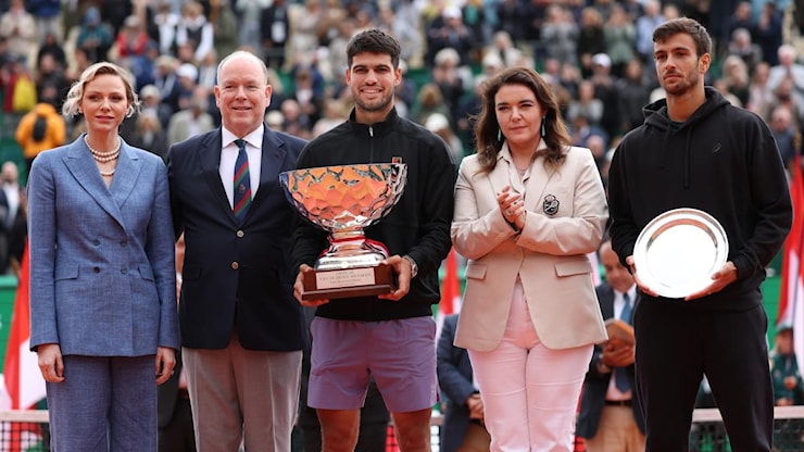 Musetti, un set da urlo poi il sogno sfuma: si fa male e cede a un Alcaraz travolgente - La Gazzetta dello Sport Musetti, un set da urlo poi il sogno sfuma: si fa male e cede a un Alcaraz travolgente - La Gazzetta dello Sport