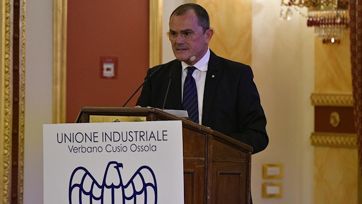 Gli industriali del Vco e le politiche Usa: si teme per il turismo - La Stampa Gli industriali del Vco e le politiche Usa: si teme per il turismo - La Stampa