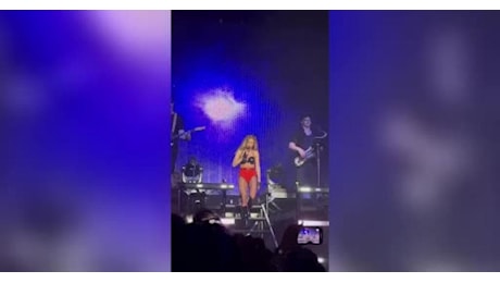 Rita Ora canta in lacrime la canzone scritta con Liam Payne, il VIDEO girato poco dopo la morte del cantante