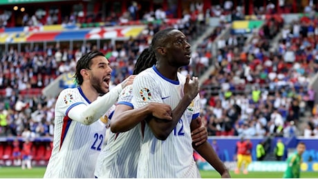 Francia-Belgio 1-0, l'autogol di Vertonghen porta i Bleus ai quarti: eliminato Lukaku