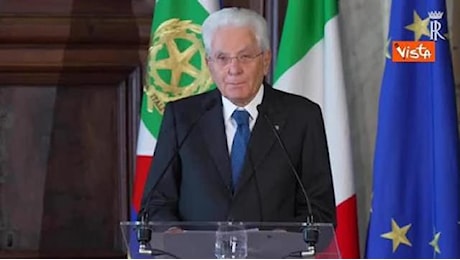 Mattarella: Lavoro è strumento di integrazione immigrazione, no a paure irrazionali e fobie