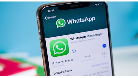 WhatsApp dice addio ad alcuni iPhone dal 2025: ecco quali