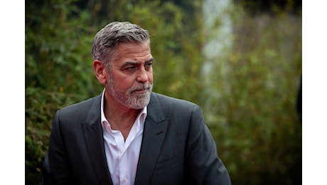 Elezioni USA: George Clooney chiede a Biden di ritirarsi