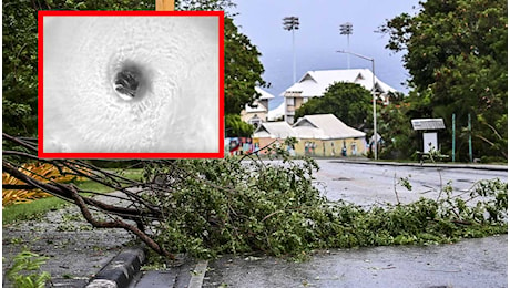 Caraibi colpiti dall'uragano Beryl, il video impressionante dell'occhio del ciclone