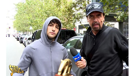 Striscia la Notizia, Tapiro d'Oro a Tony Effe dopo il dissing con Fedez