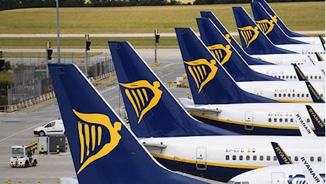Ryanair: 60 voli cancellati e 150 partenze ritardate - Finanza - LASTAMPA.it