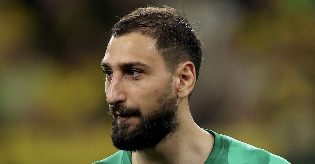 Donnarumma, Che Botta! Esce Sanguinante Dopo Un Calcio Al Volto Di ...