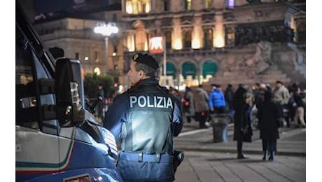 Capodanno, 900 interventi vigili del fuoco per i festeggiamenti. Nel Napoletano 36 feriti