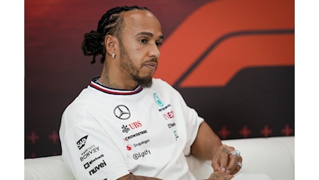 F1, Lewis Hamilton: “E’ tutto surreale, sto cercando di tenere le emozioni sotto controllo”