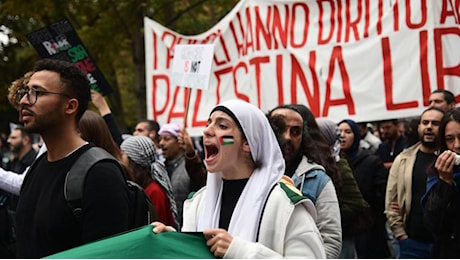 La questura dice “no” al corteo pro-Palestina: “Data troppo simbolica, va cambiata”