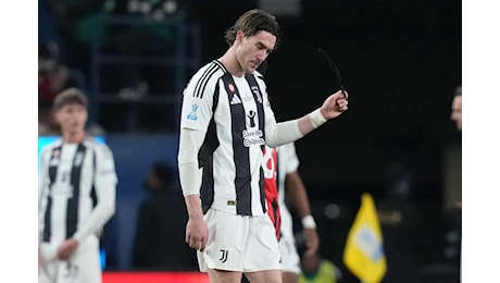 Via Vlahovic, arrivano due attaccanti: colpaccio per la Juventus