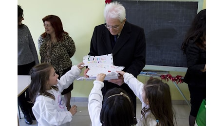 Mattarella: «Dobbiamo proteggere i bambini da guerre e abusi»