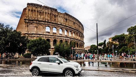 Capitale allagata e senza trasporti. Un lunedì bestiale