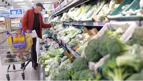 Cagliari, l’inflazione (+1,3%) erode i redditi: alle stelle i prezzi di alimentari, istruzione e ristoranti