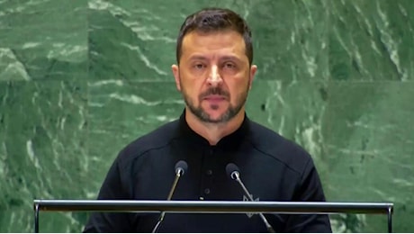 Zelensky all'Onu: Putin vuole lasciare milioni di ucraini al freddo, e usa satelliti di altri paesi per attaccarci