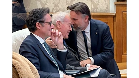 Gianni Letta compie 90 anni: l’omaggio in Senato. Liris: “È il volto dell’Abruzzo migliore”
