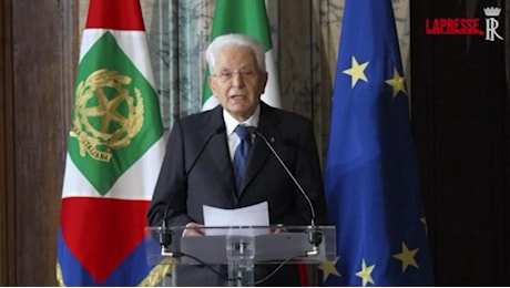 Lavoro, Mattarella: Rendere effettiva la parità delle retribuzioni tra uomini e donne