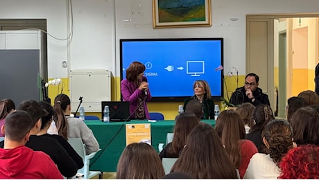 Lamezia, concluso all’Istituto comprensivo Ardito Don Bosco il progetto “In riga in internet: una regola salva la vita”