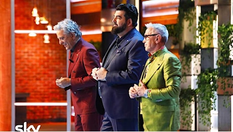 MasterChef, Barbieri, Cannavacciuolo e Locatelli: severi a tavola e attivi anche fuori dalla cucina