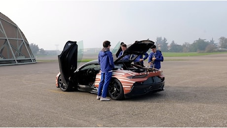 Robo-driver del Politecnico di Milano raggiunge record di 285 km/h