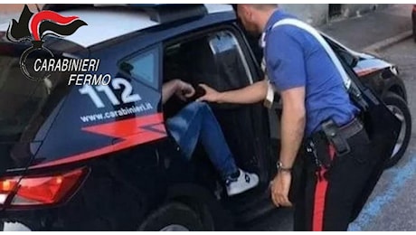 Maxi-blitz antidroga a Caivano e nel Fermano scatta un arresto