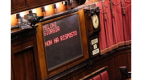 Consulta, Calenda lascia il fronte delle opposizioni