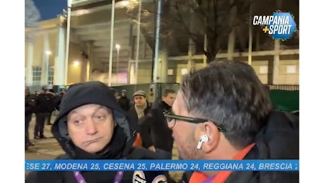 Sconcertante a Firenze, allontanato il giornalista di Canale 21 – IL VIDEO