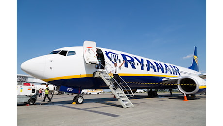 Ryanair rimborserà i costi extra per il check-in: la decisione dell’Antitrust