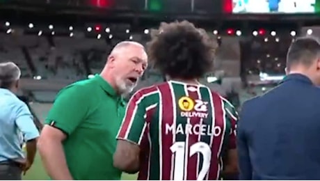 Marcelo sta per entrare, poi viene cacciato via da Mano Menezes: caos al Fluminense