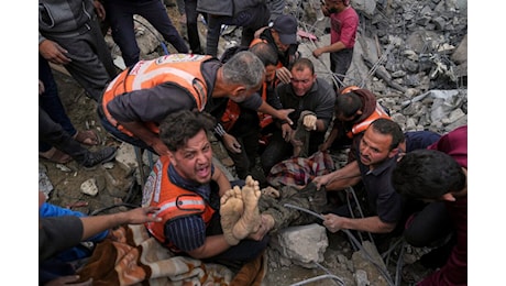Gaza, attacco Idf su ospedale da campo. Bbc: Hamas ha respinto proposta accordo Israele
