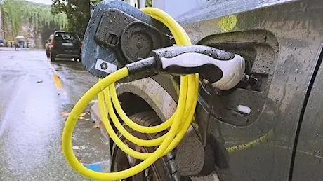 In Italia le nuove auto elettriche sono il 4,2% del totale