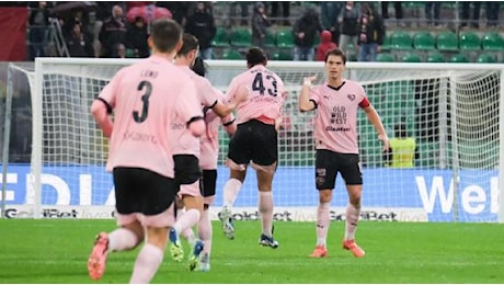 Palermo-Bari 1-0, le pagelle: Le Douaron segna ancora, Lasagna e Novakovich sprecano