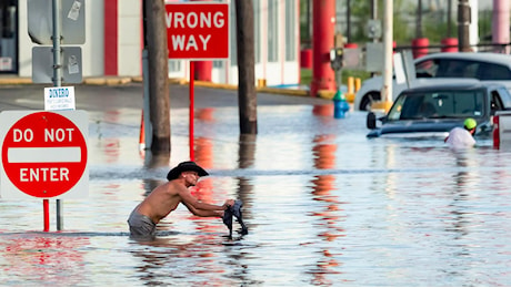 Stati Uniti, l'uragano Beryl devasta Texas e Louisiana