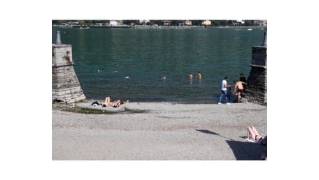 Uomo di 68 anni annega nel lago di Como