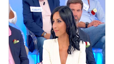 Uomini e Donne in cosa è laureata Francesca Sorrentino? Il prestigioso titolo di studio della neo tronista