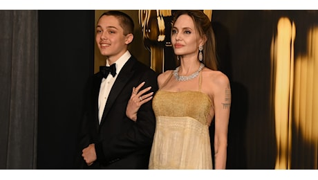 Figlio Angelina Jolie e Brad Pitt: scopri com'è diventato Knox